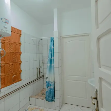 Pensiunea La Maison Verte Guest house *